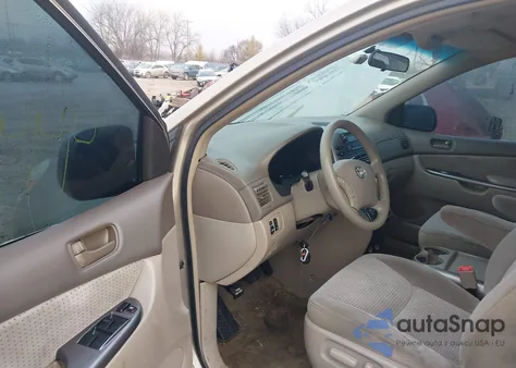 2006 Toyota Sienna Le z USA, uszkodzony, nr VIN 5TDZA23C96S465355